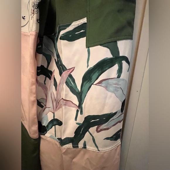 💝✨New Luxurious Tory Burch Colorful Patchwork Cargo Painter Pants size 4 🤠 👩‍🌾 - Picture 13 of 16